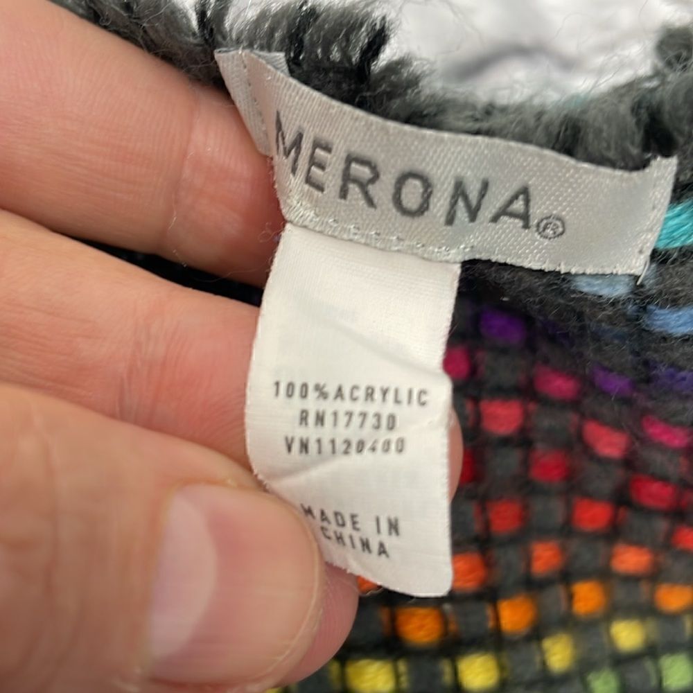 Scarf Rectangular Rainbow Weave Warm Soft - Picture 10 of 10